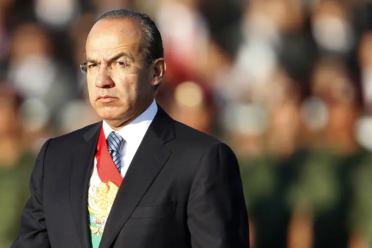 De acuerdo con AMLO, el expresidente Felipe Calderón es un personaje menor y facho