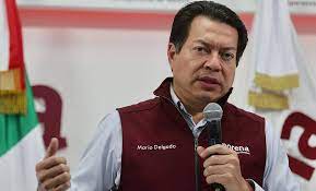 Mario Delgado expone manipulación en hashtags contra AMLO