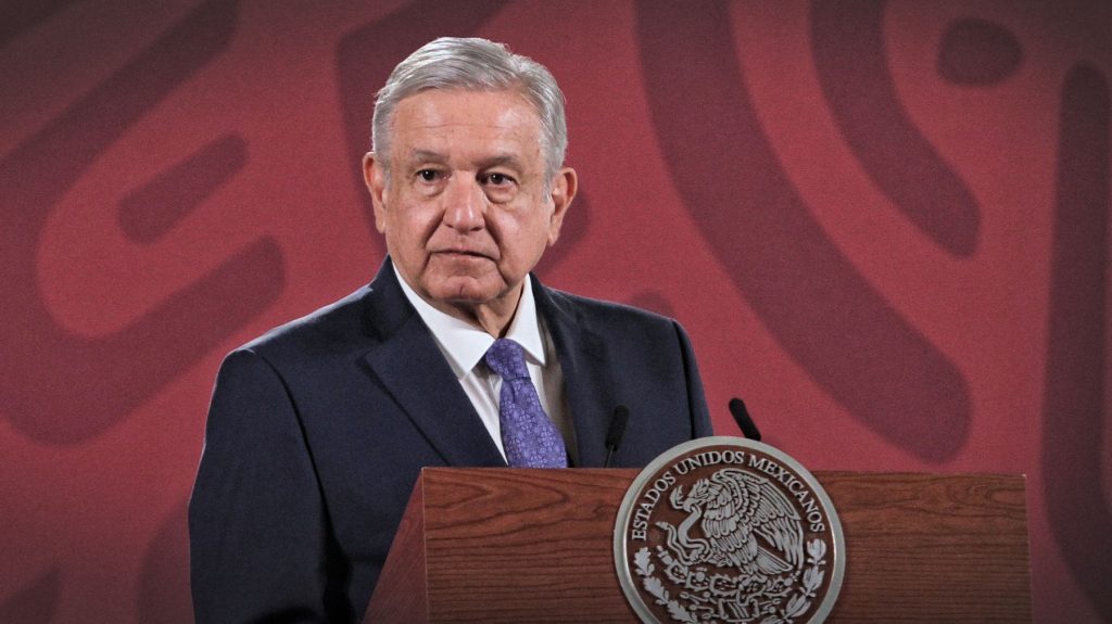 ‘Es un asunto político’, menciona AMLO sobre hackeo a datos de periodistas