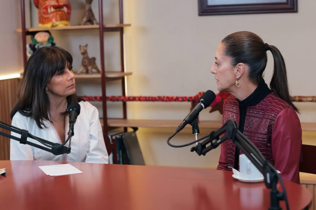 'Las mujeres participamos, luchamos por nuestros derechos y podemos llegar a la presidencia de la república': Claudia Sheinbaum.