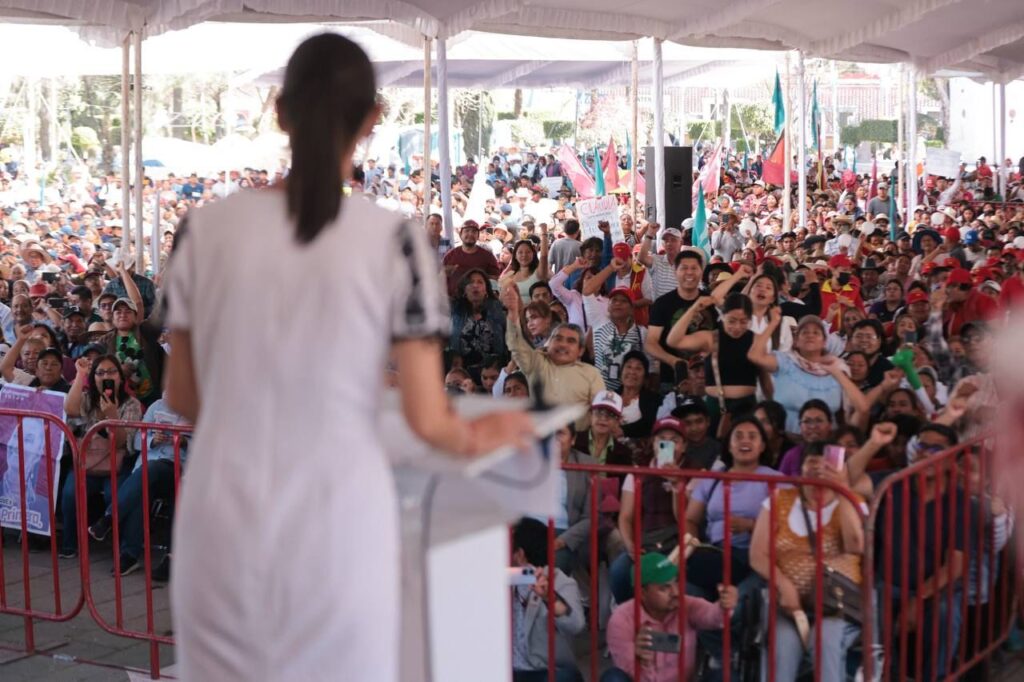 Claudia Sheinbaum apuesta por el fortalecimiento del tren de pasajeros y la ampliación de las carreteras como prioridad de la 4T en Puebla