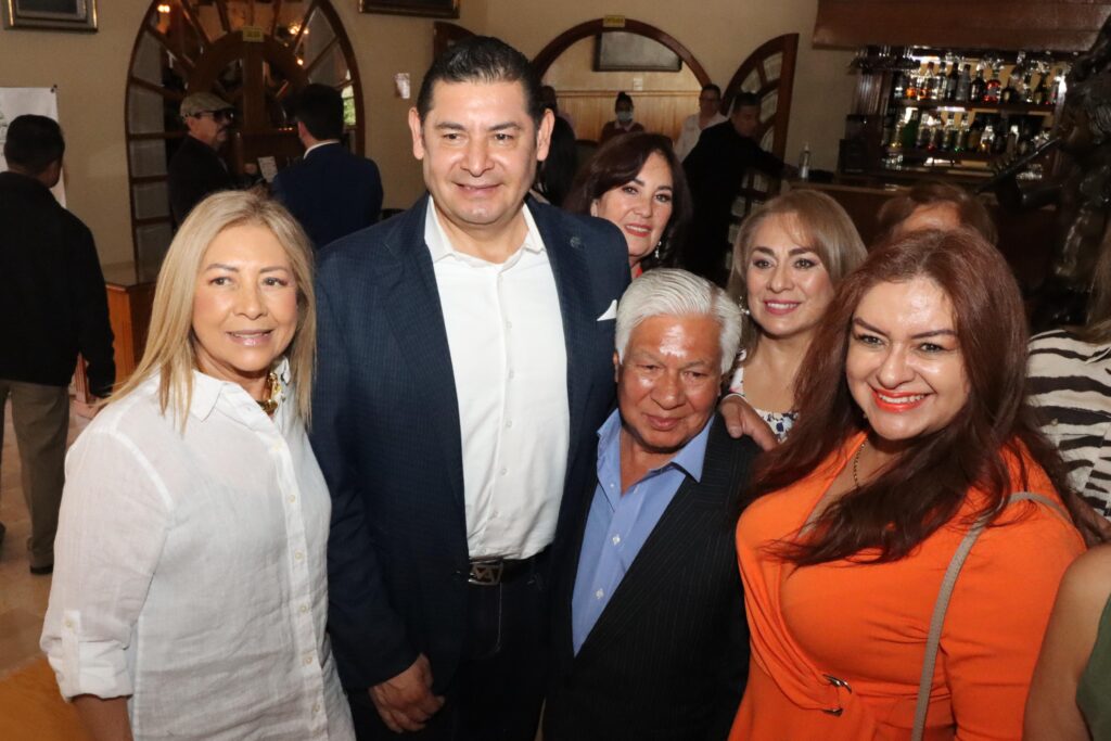 🙌🏼🇲🇽 México tiene una gran riqueza cultural reflejo de su historia, del corazón de su gente. ❤️Agradezco la invitación de mi querida amiga María José Farfán, Coordinadora del Colectivo de Cultura, para conocer el gran trabajo que han realizado para promover el arte, permitiendo… pic.twitter.com/S59DGKqjzh— Alejandro Armenta (@armentapuebla_) March 5, 2024