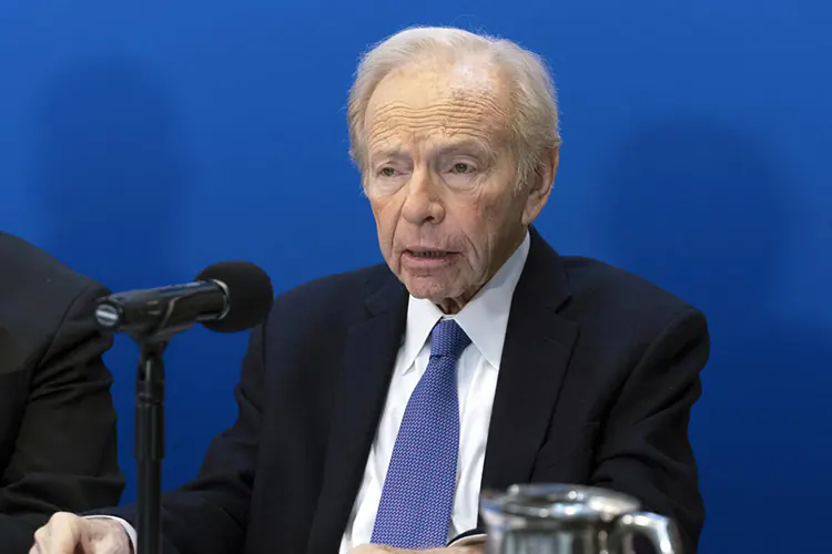 Fallece Joe Lieberman, excandidato a vicepresidente de EU