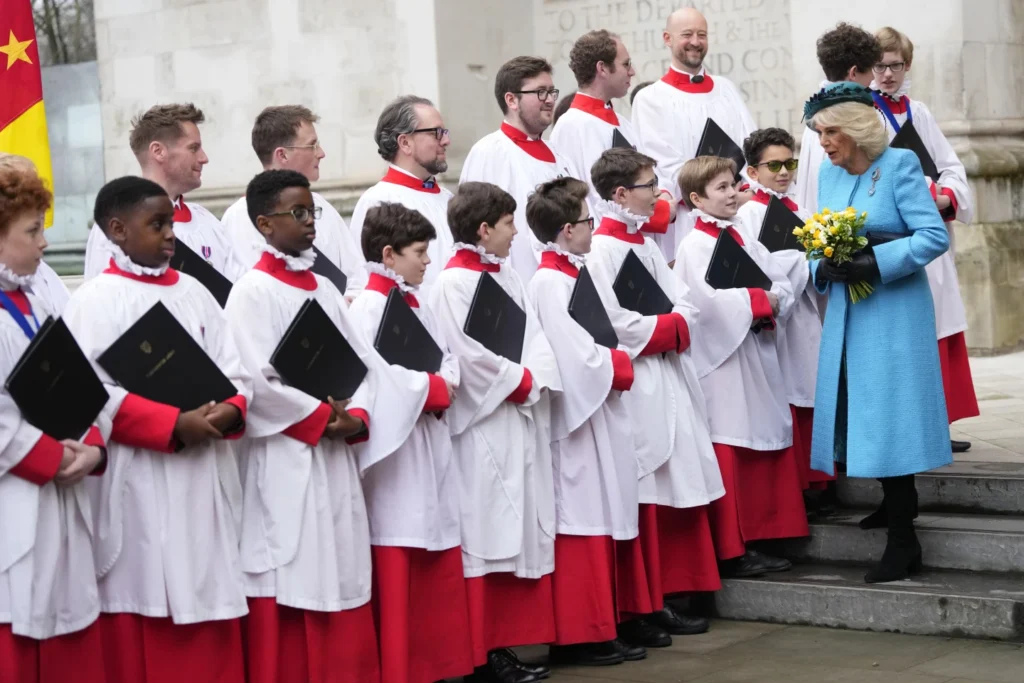 Kate Middleton pide disculpas por la manipulación de su fotografía Kate, princesa de Gales, se disculpa por alterar una foto familiar que alimentó los rumores sobre su salud.