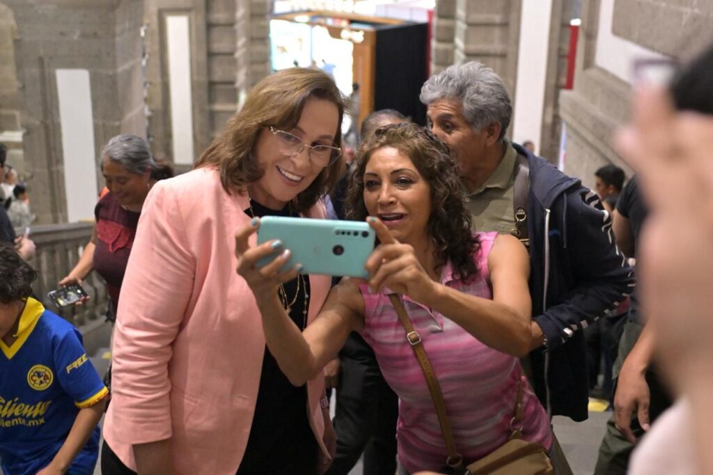 Rocío Nahle: La 4T restauró la dignidad y el respeto del mundo hacia México. Rocío Nahle como invitada especial a la presentación del libro ‘América Latina contra el neoliberalismo, grandes líderes y pensadores de la Cuarta Transformación en México’.