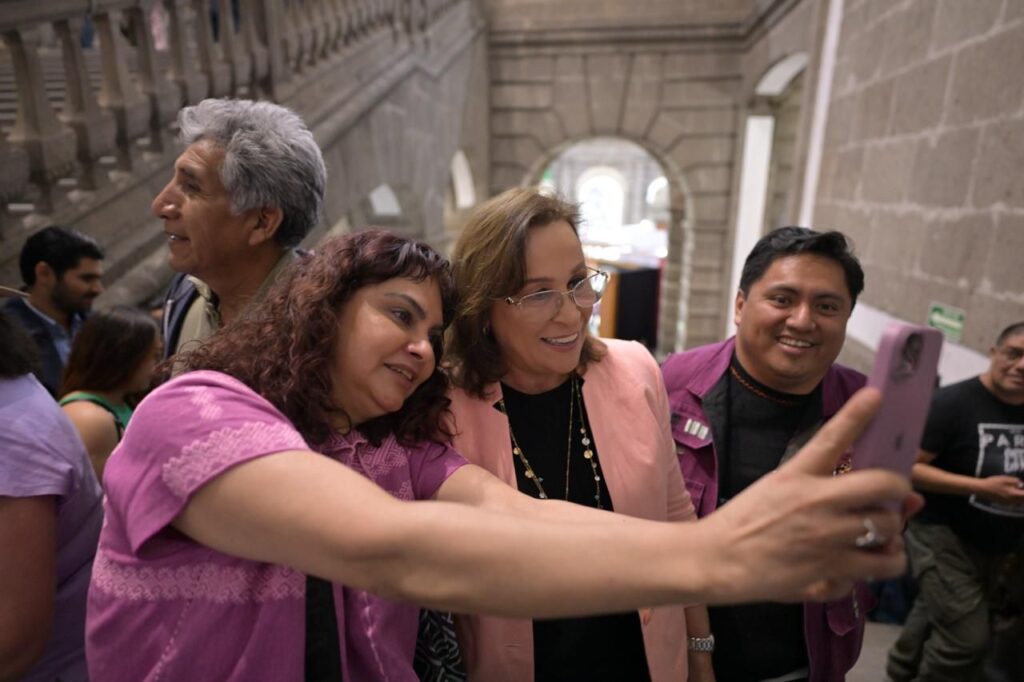 Rocío Nahle: La 4T restauró la dignidad y el respeto del mundo hacia México. Rocío Nahle como invitada especial a la presentación del libro ‘América Latina contra el neoliberalismo, grandes líderes y pensadores de la Cuarta Transformación en México’.