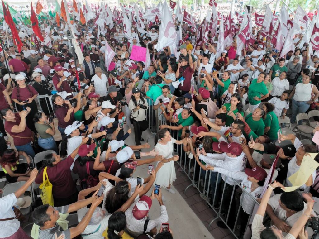 Claudia Sheinbaum es nombrada como ‘la hermana mayor’ por representantes de los pueblos mayas de Quintana Roo