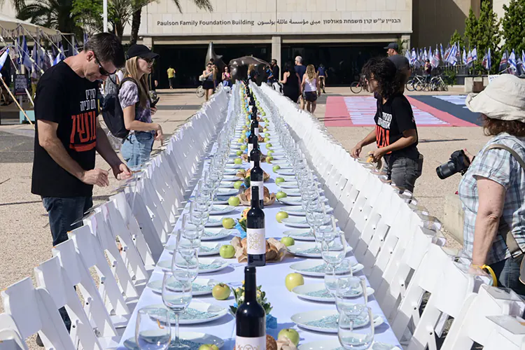 Realizan en Israel funerales sin cuerpo de rehenes de Hamás