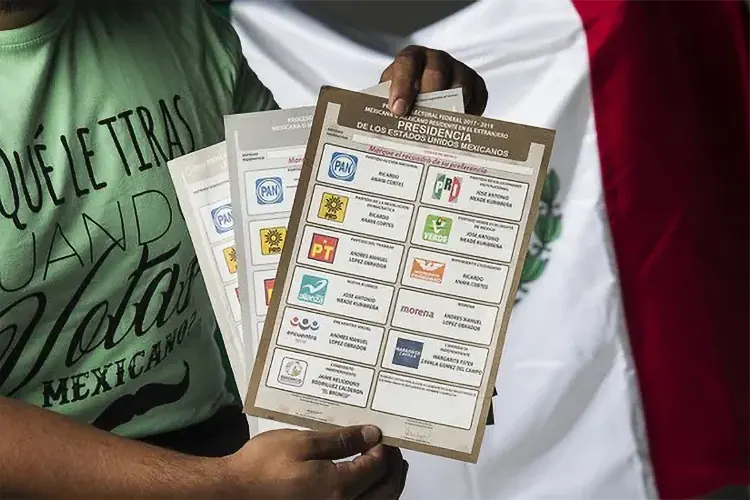 Urgen candidatos presidenciales al INE facilitar voto en el extranjero