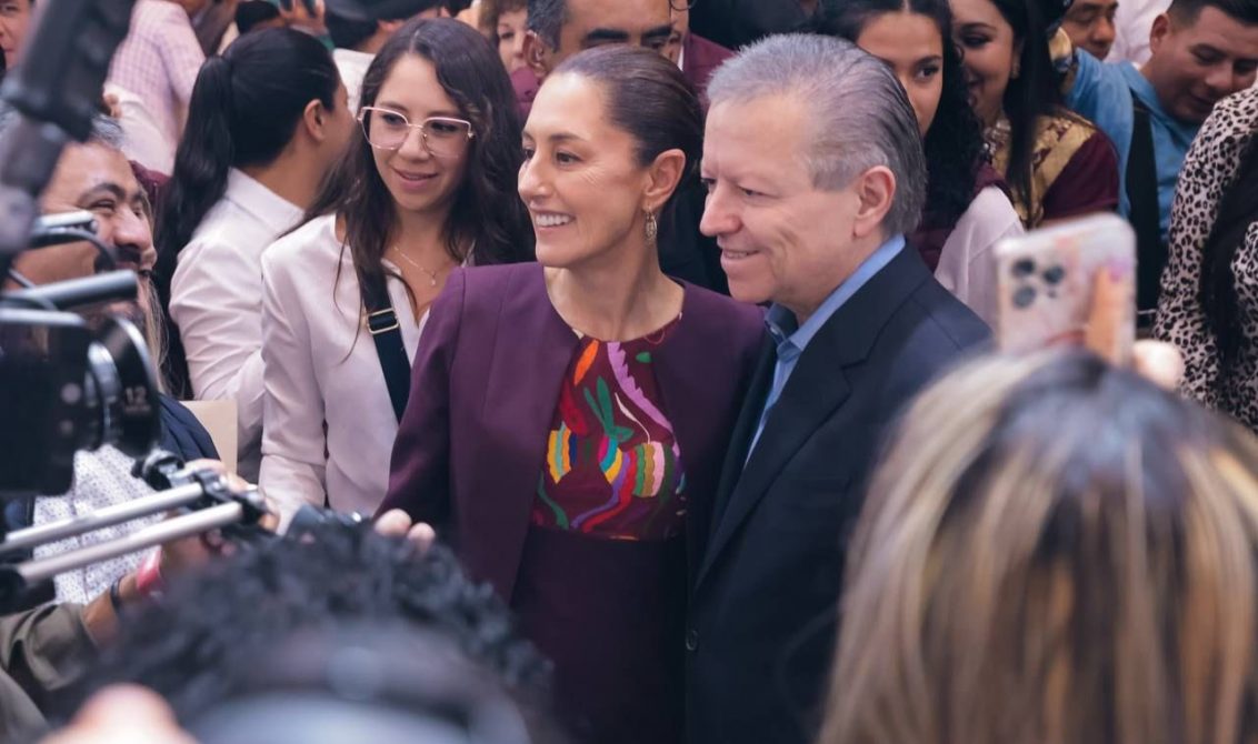 No ve Claudia Sheinbaum motivo para declinar a Zaldívar de su campaña