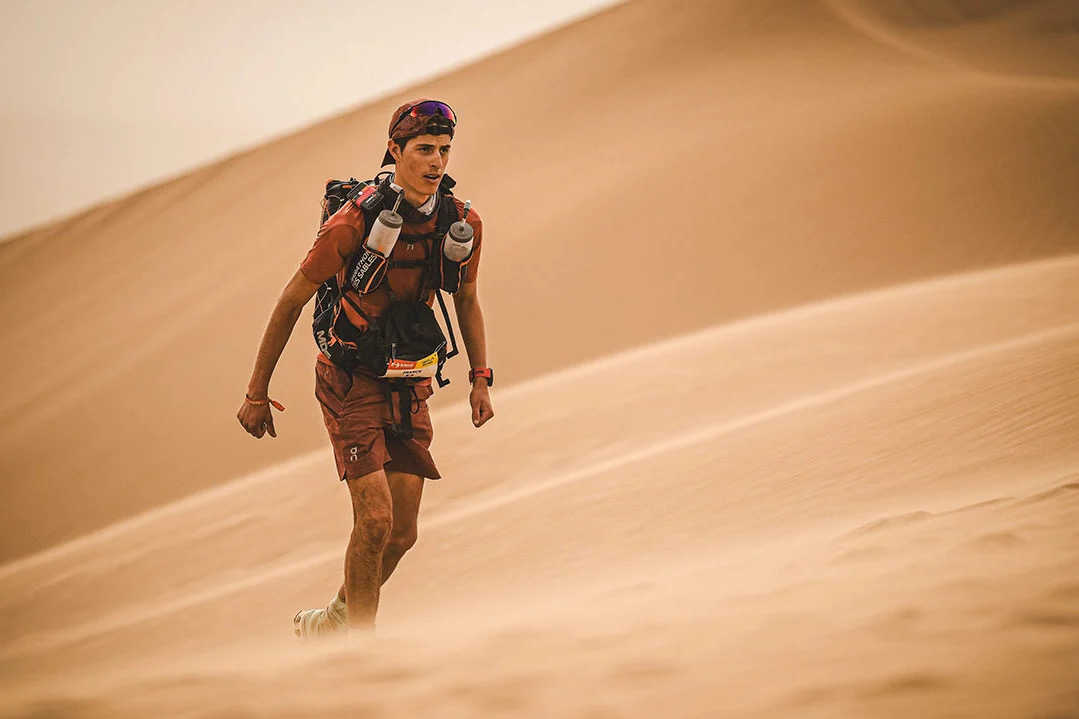 De las pistas de carrera al desierto del Sahara: la inspiradora transformación de Franck Meyer