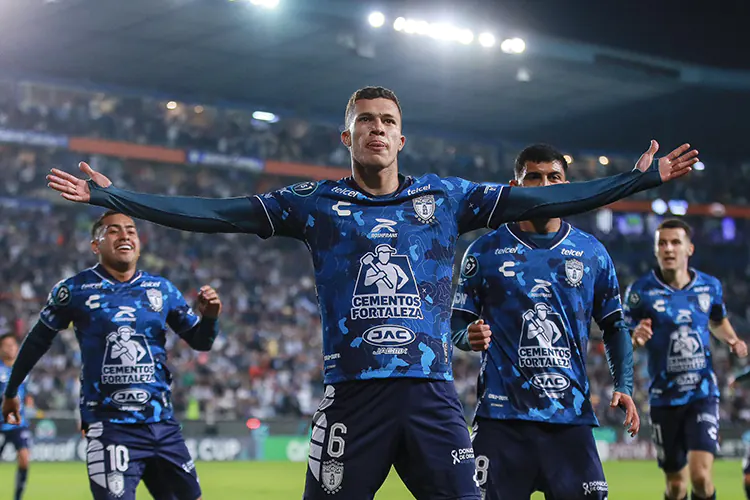 Pachuca derrota al América y va a Final de la Concachampions