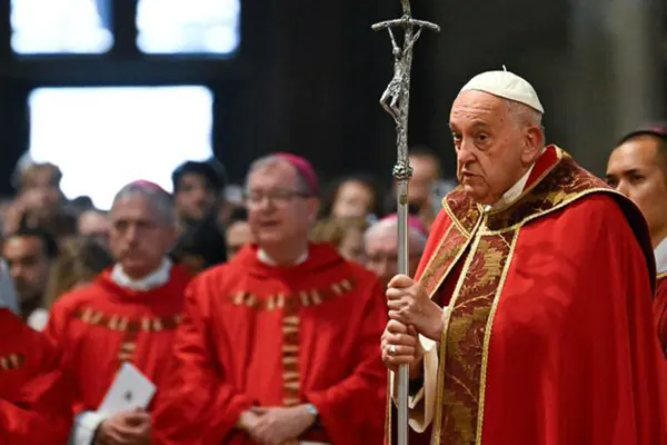 ‘Hay demasiado mariconeo’: Papa Francisco se disculpa por ‘término homófobo’