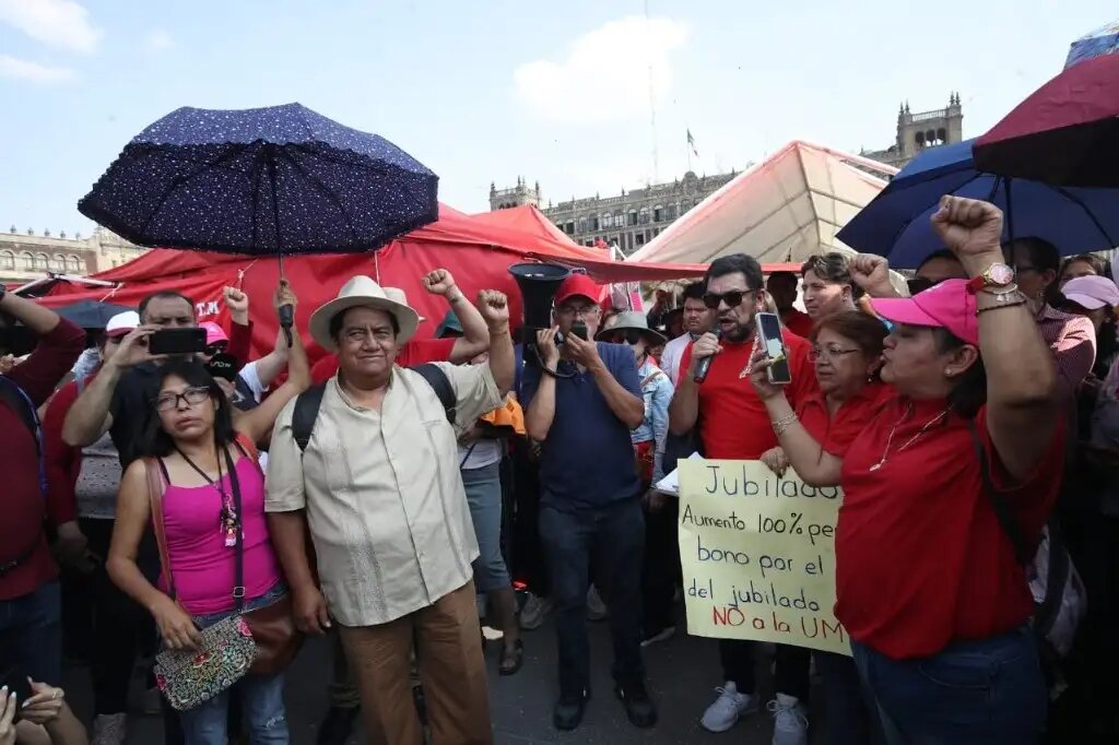 CNTE le deja libre el Zócalo a Sheinbaum para su cierre de campaña