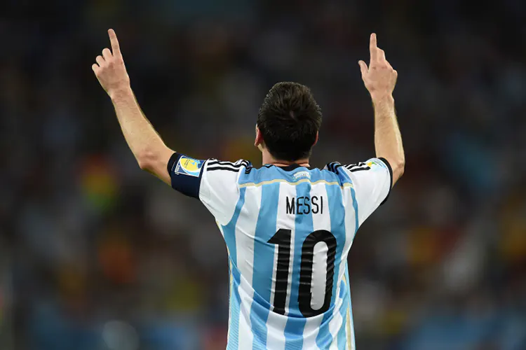 Festeja Messi su cumpleaños 37 en medio de su última Copa América
