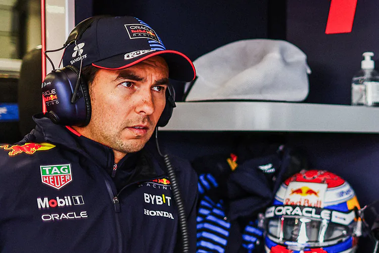 ¿Checo debe quedarse en Red Bull o darle paso a otro piloto?
