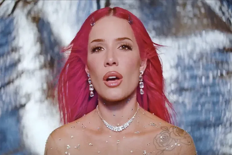 Britney Spears critica a Halsey por imitarla… luego se retracta