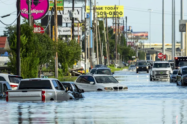 Huracán Beryl en Texas sigue cobrando vidas