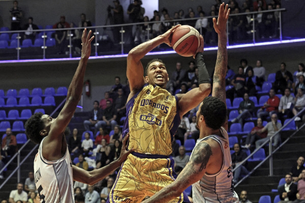 Triunfal regreso del baloncesto en Puebla