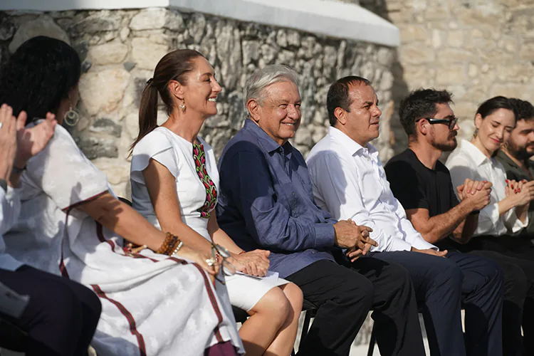 Claudia Sheinbaum Pardo, virtual presidente electa, y Andrés Manuel López Obrador, presidente de México