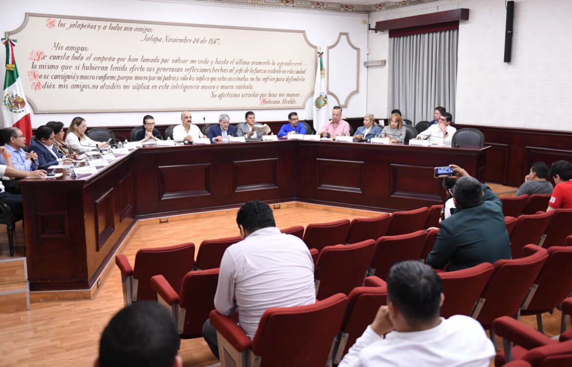 Contribuye Ayuntamiento a eliminación de la violencia económica
