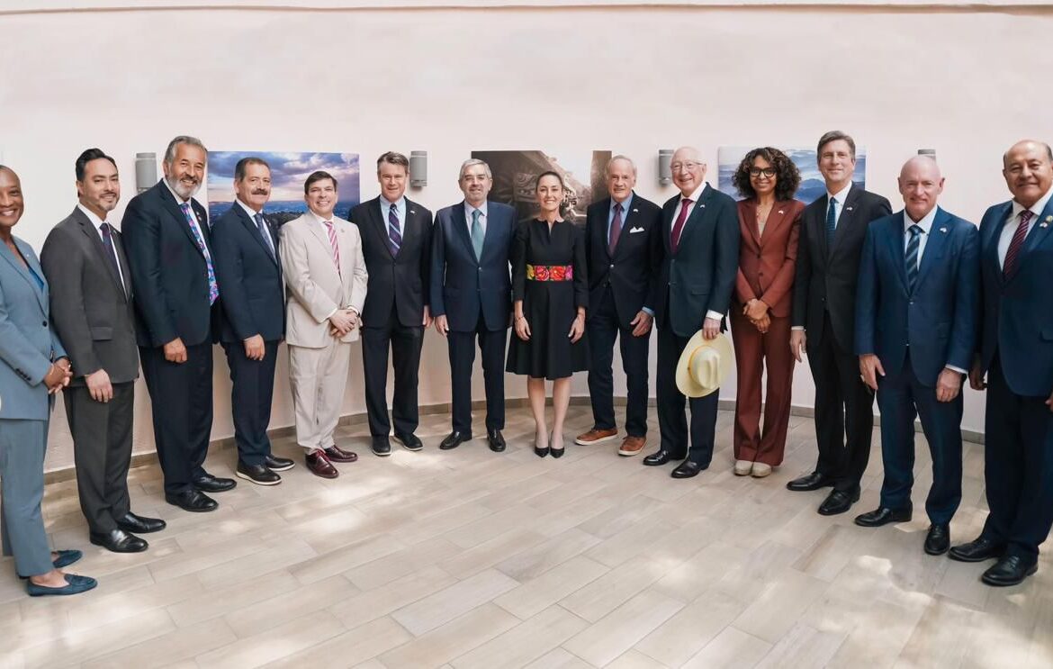 Claudia Sheinbaum sostiene reunión con delegación bipartidista de senadores y congresistas de estados unidos