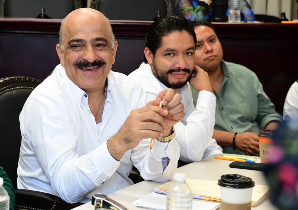 El CNE proclama como ganador a Nicolás Maduro