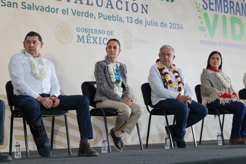 Sembrando Vida, desde San Salvador el Verde, Puebla https://t.co/ggqf81IU5W— Andrés Manuel (@lopezobrador_) July 14, 2024