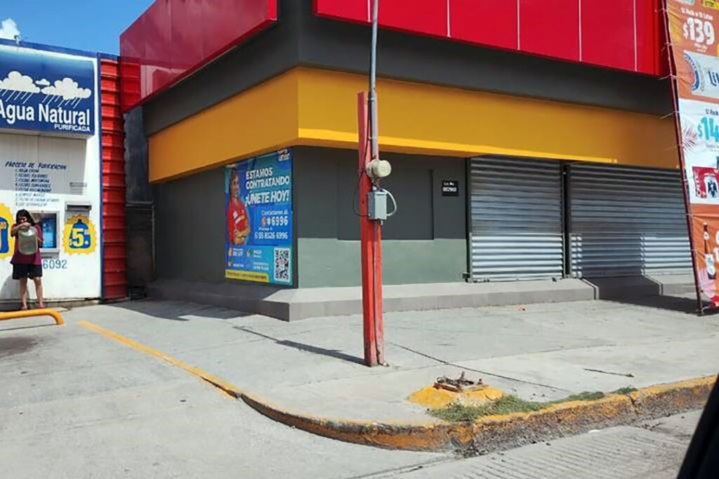 El cierre indefinido de las tiendas y gasolineras de Oxxo en esta ciudad fronteriza se debió a un intento de extorsión por parte del crimen organizado