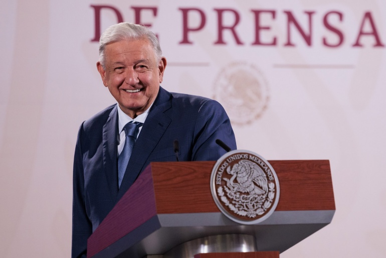 Celebra AMLO resolución del TEPJF sobre elecciones presidenciales