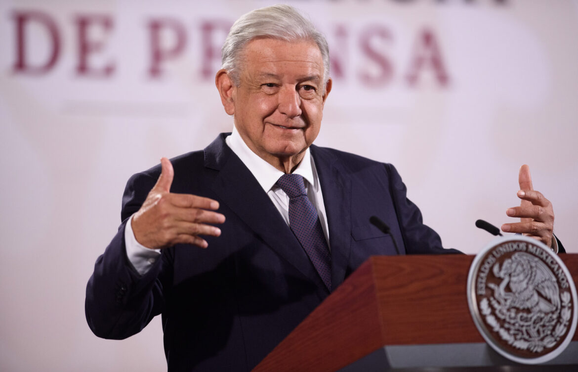 AMLO promete retorno seguro de desplazados en Chiapas