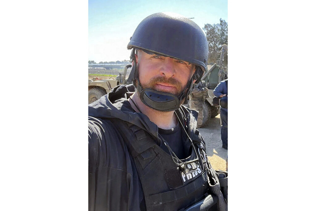 Reuters safety adviser Ryan Evans was killed and two Reuters journalists were injured in a strike on a hotel in the eastern Ukrainian city of Kramatorsk https://t.co/n1m3aY3x4d pic.twitter.com/yYEyqhRiZm— Reuters (@Reuters) August 25, 2024