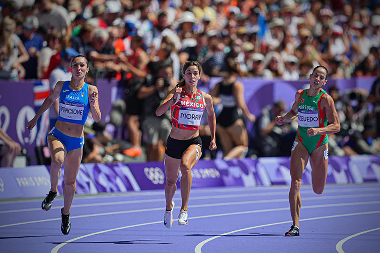 Avanza Paola Morán a semifinal de 400 metros en París 2024