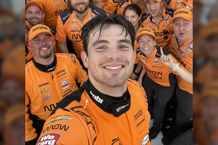 Pato O’Ward “se enchila” aunque ganó la IndyCar en Milwaukee