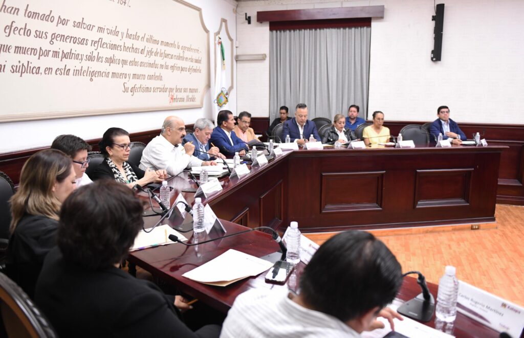 El Reglamento Interior del Consejo de Planeación para el Desarrollo Municipal (Coplademun), así como los manuales Específico de Organización y de Procedimientos de la Dirección de Gobierno Abierto, aprobaron los integrantes del Cabildo en Sesión Ordinaria celebrada este martes.