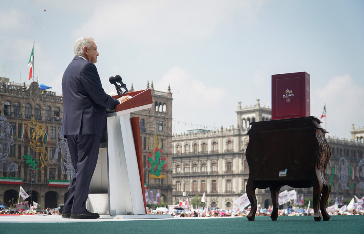 4T se hizo entre todos y desde abajo, afirma AMLO en Sexto Informe de Gobierno