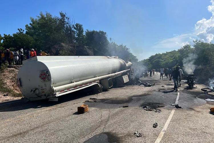 Haití: Explosión de camión cisterna deja más de 15 muertos y 40 heridos