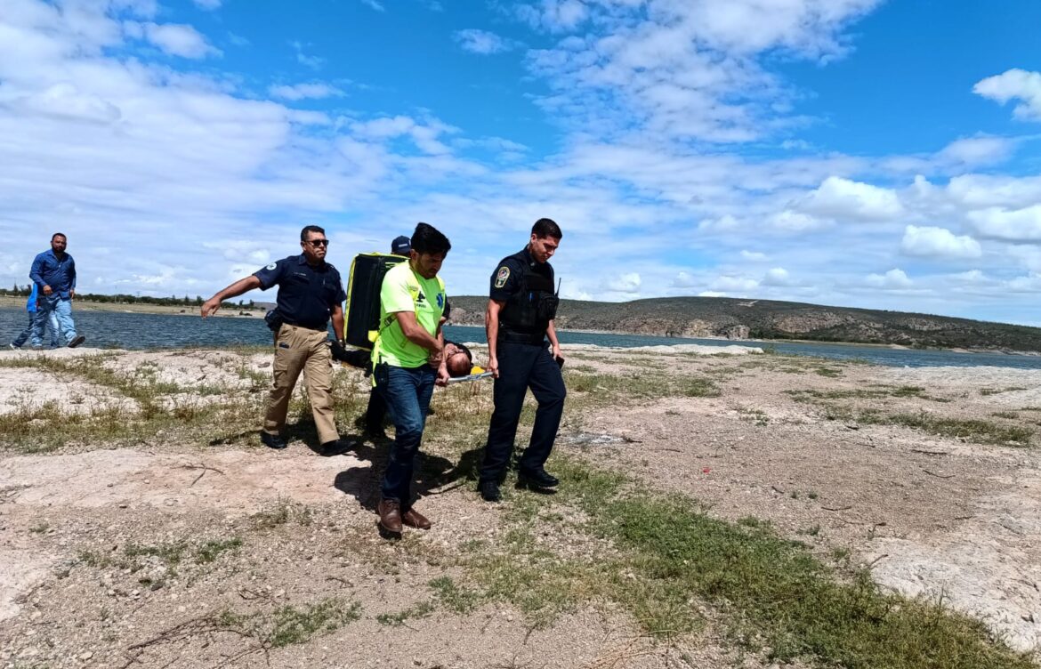 Sobreviven a caída de helicóptero en presa Chihuahua