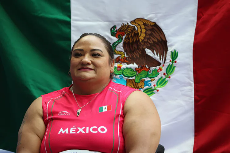 ¡Gloria Zarza le da su primera medalla de oro a México en Paralímpicos 2024!