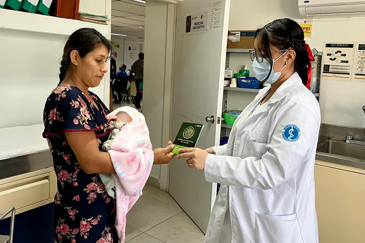 Contratación de médicos alcanzó 95% en Gobierno de AMLO: Zoé Robledo