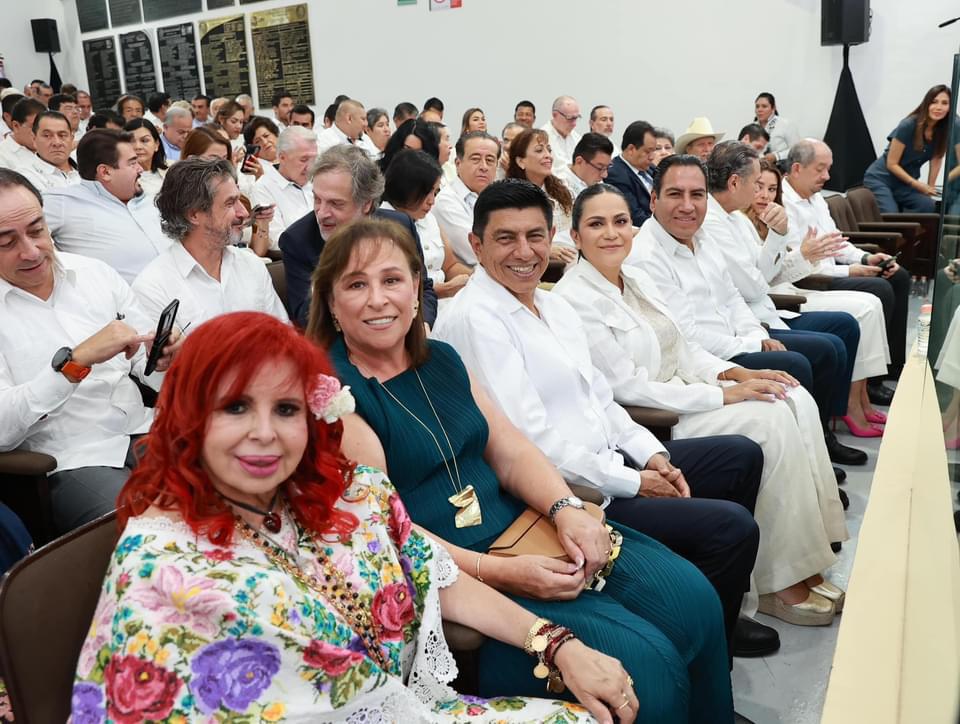 Rocío Nahle acompaña a su homólogo de tabasco Javier May en su toma de protesta