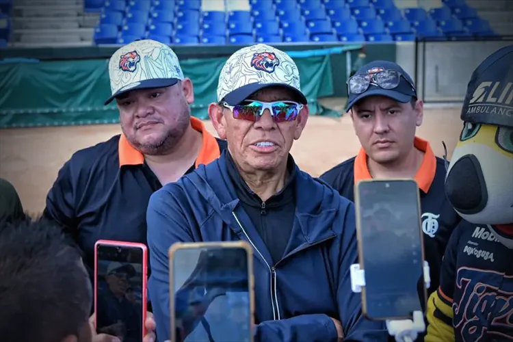 Hospitalizan a Fernando Valenzuela, icónica figura de los Dodgers, en Los Ángeles