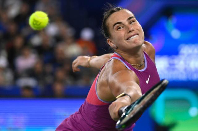 Sabalenka se impone a Zheng en la final del WTA 1000 de Wuhan