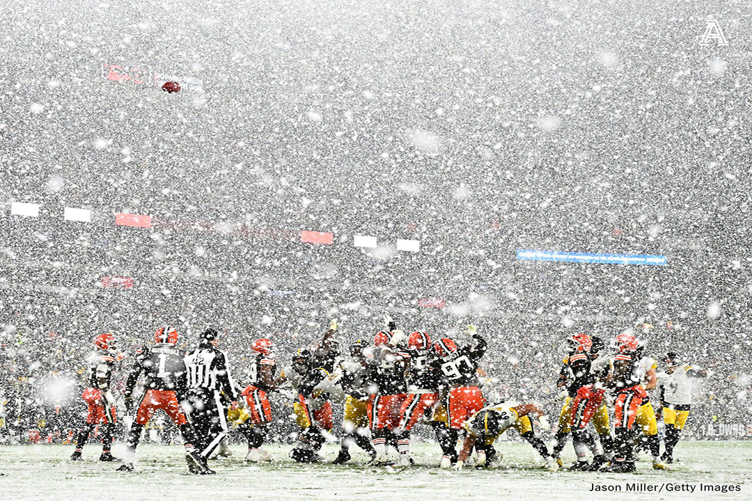 ¡Gran sorpresa! Los Browns derrotaron a los Steelers bajo la nieve