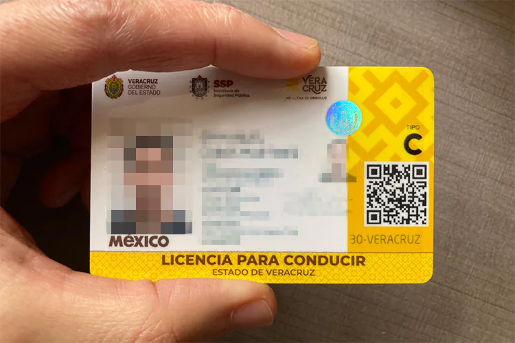 ¿Habría licencia de conducir permanente en Veracruz?