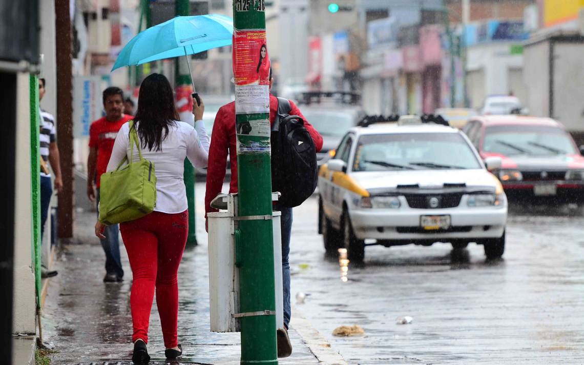 Tormenta Rafael y frente frio 8 traen intensas lluvias al sureste de México