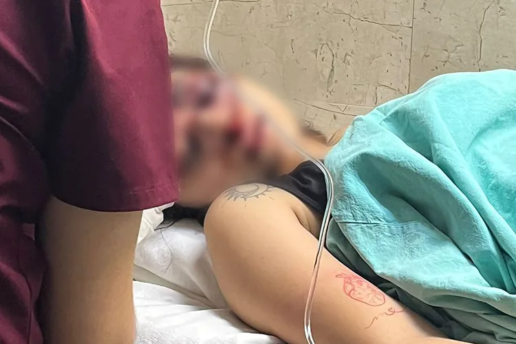 Operan de un ojo a Melanie, joven golpeada con brutalidad por su novio