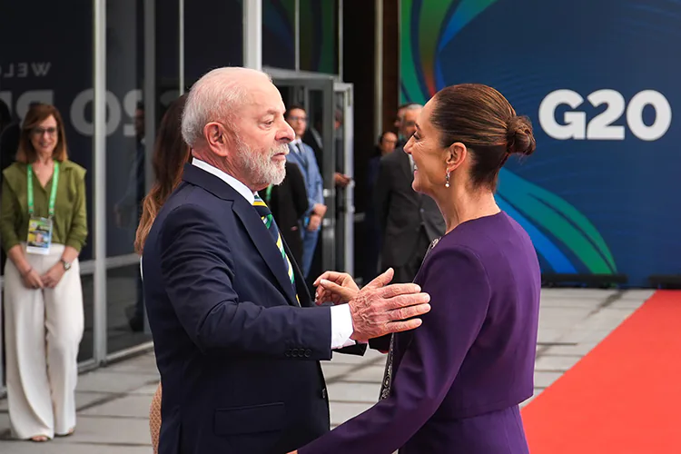 Claudia Sheinbaum asiste a Cumbre del G20, en Brasil, junto a líderes mundiales