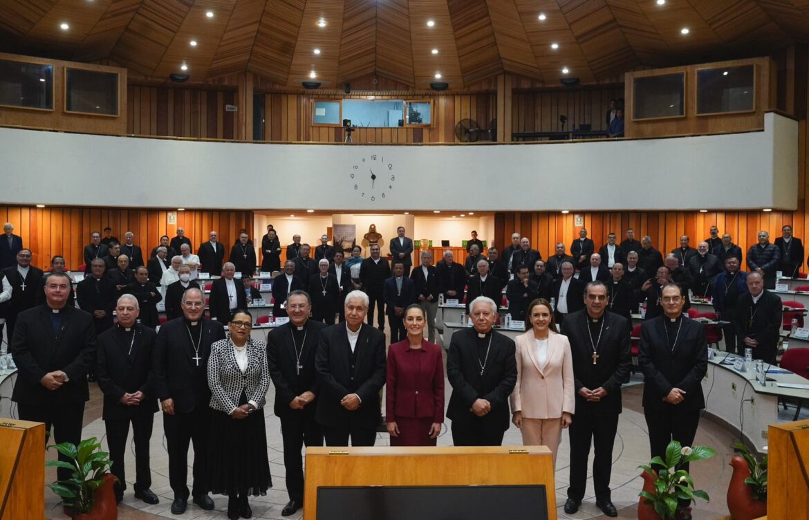 Claudia Sheinbaum se reúne con la Conferencia del Episcopado Mexicano