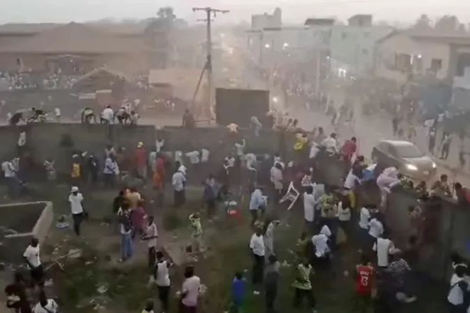 En Guinea, estampida en partido de fútbol deja decenas de muertos